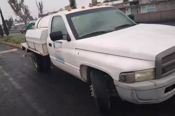Sanitarios Portátiles Sahagún nos especializamos en la renta de sanitarios portátiles, fosas sépticas, desazolve y limpieza de fosas sépticas, así como en la renta de equipo Vactor y limpieza de drenajes